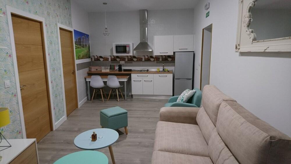 Apartamentos Coso De San Albin Mérida Kültér fotó